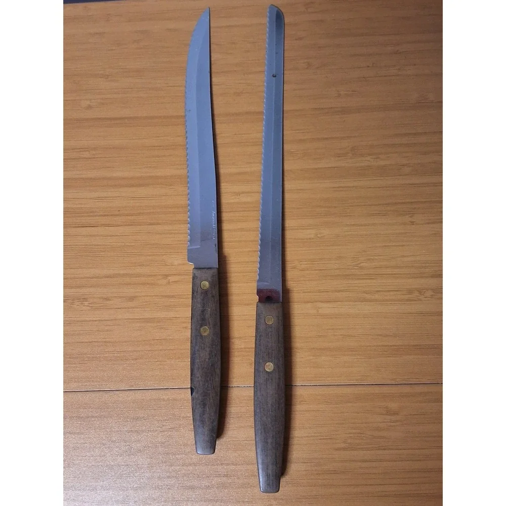 Vintage‎ Pair Of Forgecraft USA Stainless Steel Serrated Knives.
